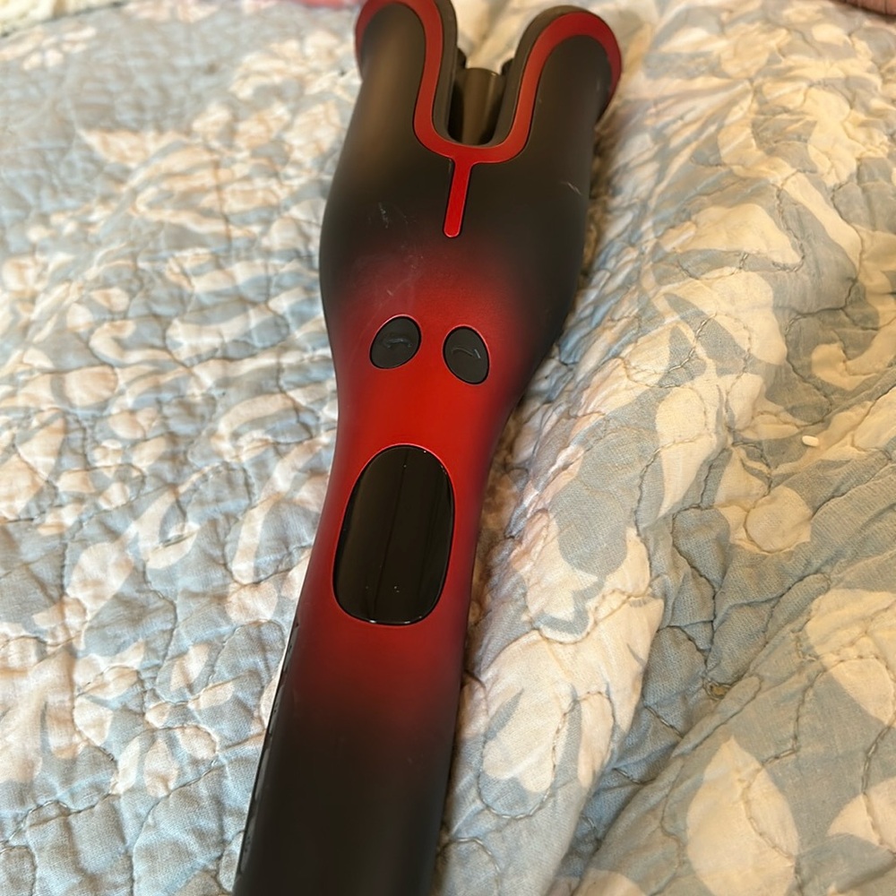 Chi Lava automatic curler